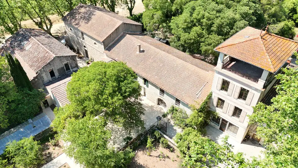 L'ensemble des bâtiments du domaine